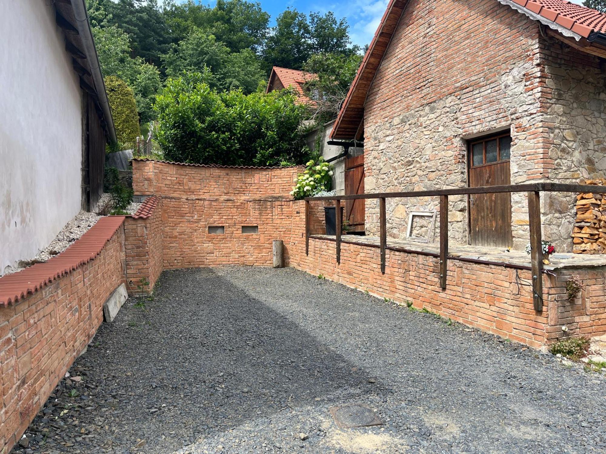 Apartmany Pod Kozakem Velke Popovice Exterior photo